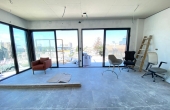 Montefiore area Penthouse 3 room 84sqm Terrace 94sqm Roof 33sqm Parking Apartment for sale in Tel Aviv