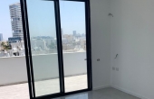 Bograshov area 4 rooms 110sqm Terrace 80sqm LIft Parking Apartment for sale in Tel Aviv