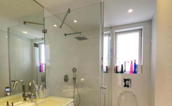 Rothschild area 3 room 120sqm Balconies 60sqm Lift Apartment for sale in Tel Aviv