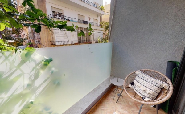 Ben Gurion area 4 room 123sqm Balconies Lift Apartment for sale in Tel Aviv