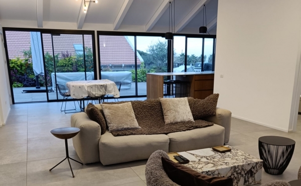 Neve Tsedek Penthouse 3 bedrooms Huge terrace 180sqm Lift Parking Gym club Apartment for rent in Tel Aviv