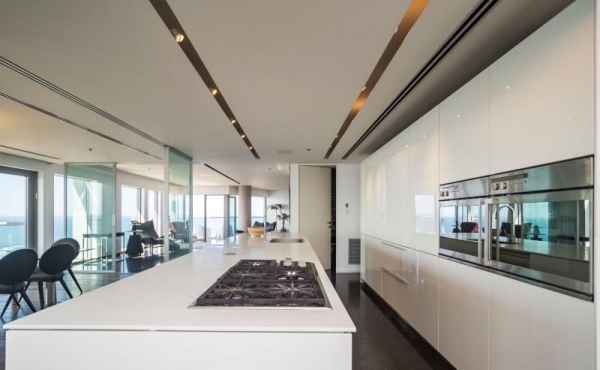 Luxury Penthouse 3 bedrooms 320m2 Parking x3