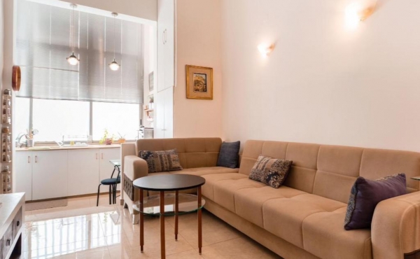 Ben Yehuda area Loft 30m2 High ceilings Apartment for sale in Tel Aviv