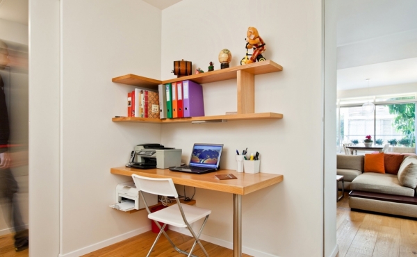 Gordon 4 rooms 120sqm Renovated Lifts Parking Apartment for sale in Tel Aviv