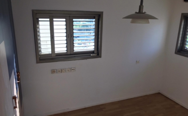4 rooms 115sqm Private parking Apartment for rent in Tel Aviv