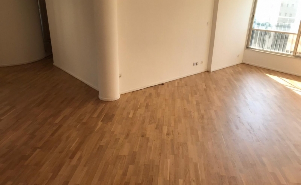 4 rooms 115sqm Private parking Apartment for rent in Tel Aviv