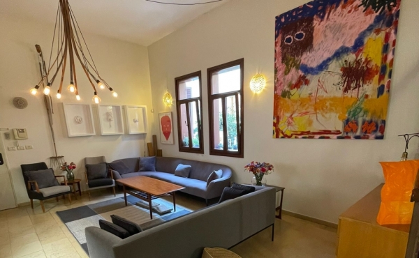 Neve Tsedek neighborhood Duplex 4 rooms 120sqm Lift Parking Apartment for rent in Tel Aviv