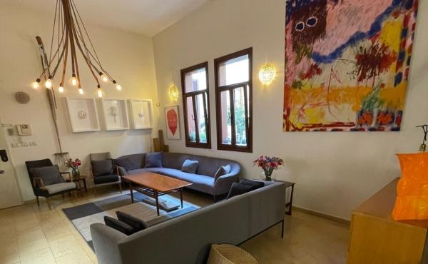 Neve Tsedek neighborhood Duplex 4 rooms 120sqm Lift Parking Apartment for rent in Tel Aviv
