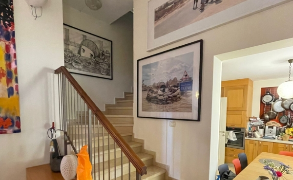 Neve Tsedek neighborhood Duplex 4 rooms 120sqm Lift Parking Apartment for rent in Tel Aviv