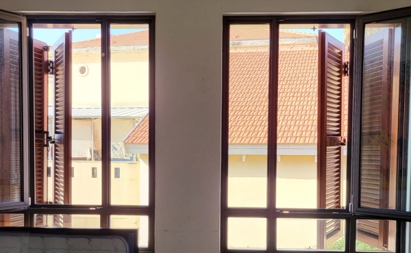 Neve Tsedek neighborhood Duplex 4 rooms 120sqm Lift Parking Apartment for rent in Tel Aviv