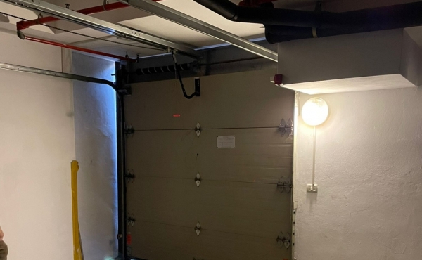 Neve Tsedek neighborhood Duplex 4 rooms 120sqm Lift Parking Apartment for rent in Tel Aviv