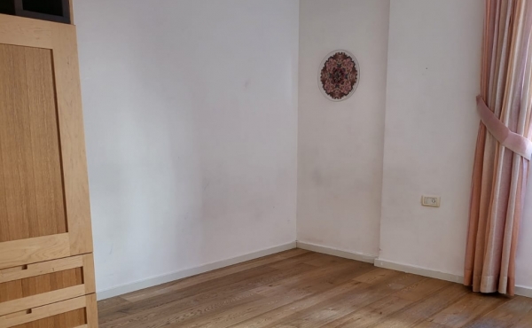 Neve Tsedek neighborhood Duplex 4 rooms 120ivsqm Lift Parking Apartment for rent in Tel Av