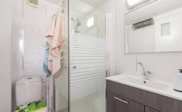 Sunny 2 room 48sqm Lift Apartment for Vacation rental in Tel Aviv