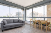Sunny 2 room 48sqm Lift Apartment for Vacation rental in Tel Aviv