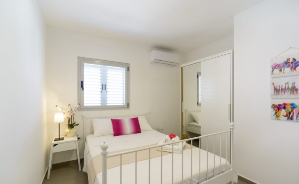 Ben Yehuda / Bograshov 3 rooms 65m2 balcony 25m2 Lift Apartment for sale in Tel Aviv