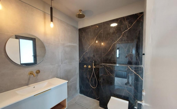 Neve Tsedek area Penthouse Duplex 4 room 160sqm Balconies 100sqm Parking Apartment for rent in Tel Aviv