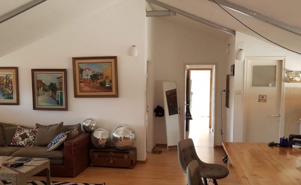 Neve Tsedek 3 rooms 120m2 Apartment for rent in Tel Aviv