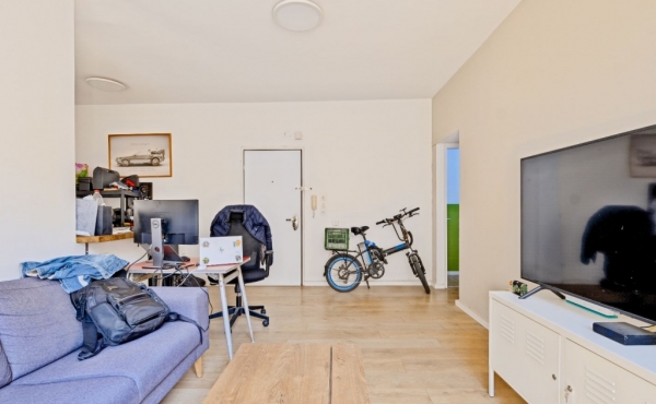 Dizengoff area 2 rooms 53 sqm LIft Parking Apartment for sale in Tel Aviv