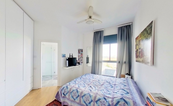 North Tel Aviv Penthouse 5 rooms 153 sqm Balcony 32 sqm Lift Parking Apartment for sale in Tel Aviv