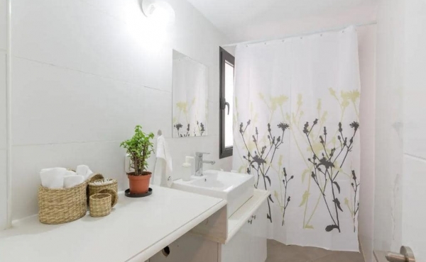 Ben Yehuda and Bograshov area 3 rooms 83m2 Mamad Balconies Elevator Apartment for sale in Tel Aviv