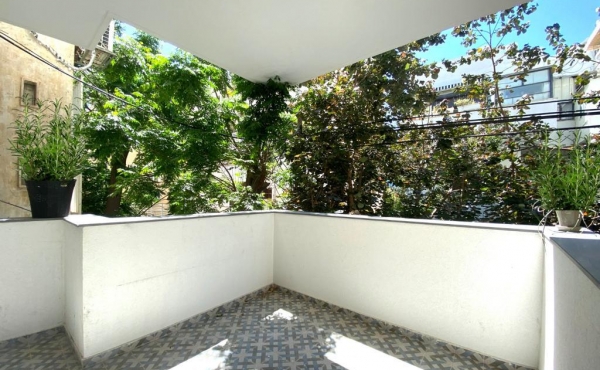 Rupin 3 rooms 80m2 Balcony 10m2 Renovated Lift Apartment for sale in Tel Aviv