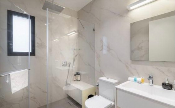 Sheinkin 3 bedrooms 118m2 Renovated Lift Apartment for sale in Tel Aviv
