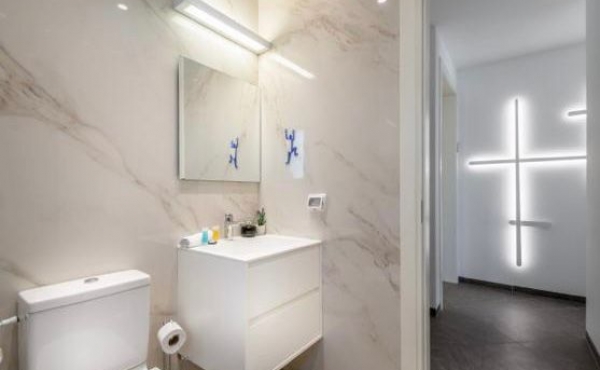 Sheinkin 3 bedrooms 118m2 Renovated Lift Apartment for sale in Tel Aviv