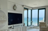 First line to the sea 4 rooms 120 sqm Balcony Full sea view Gym Pool Parking, Apartment for rent in Tel Aviv