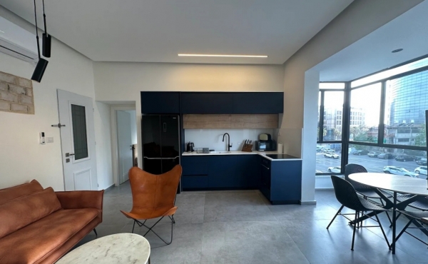 Elegant Neve Tsedek 2 bedrooms Renovated Balcony Apartment for vacation rental in Tel Aviv