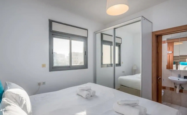 3 bedrooms in Banana Beach in heart of Kerem Hatemanim with Terrace Apartment for short term rental in Tel Aviv