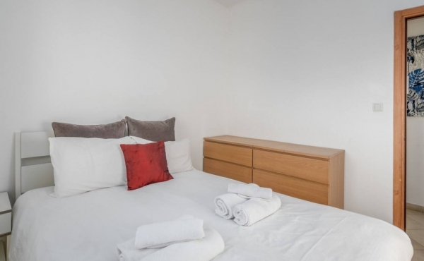 3 bedrooms in Banana Beach in heart of Kerem Hatemanim with Terrace Apartment for short term rental in Tel Aviv