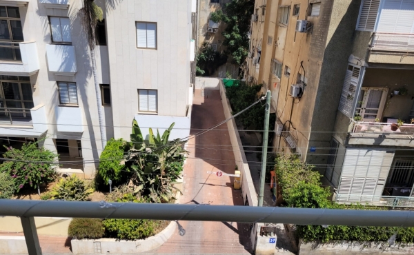 Meir Garden area 2 rooms 45m2 Balcony Fully furnished Apartment for rent in Tel Aviv