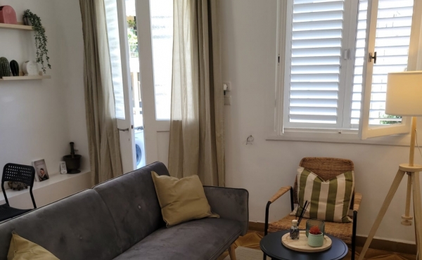 Meir Garden area 2 rooms 45m2 Balcony Fully furnished Apartment for rent in Tel Aviv