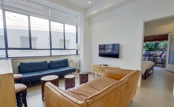Frishman area 3 rooms 65 sqm Balcony Lift Apartment for sale in Tel Aviv
