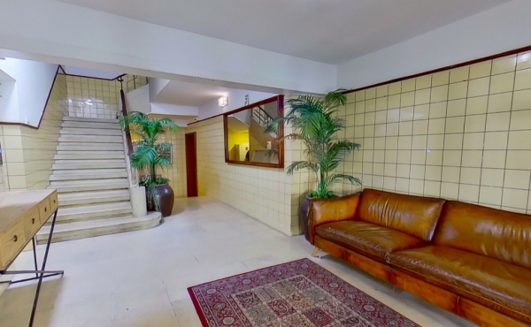 Frishman area 3 rooms 65 sqm Balcony Lift Apartment for sale in Tel Aviv