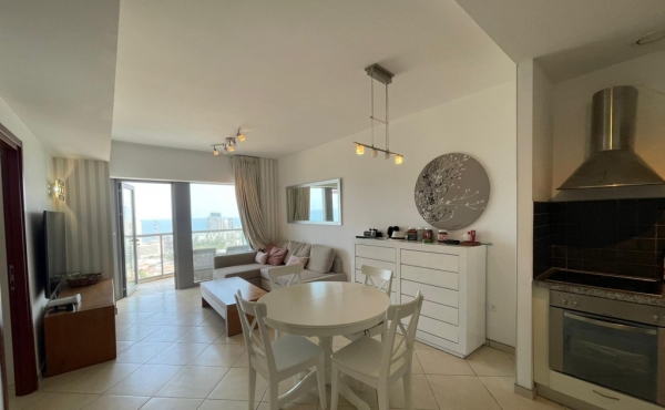 Neve Tsedek area 2 rooms 53m2 Balcony Pool Gym Sauna Doorman Apartment for sale in Tel Aviv