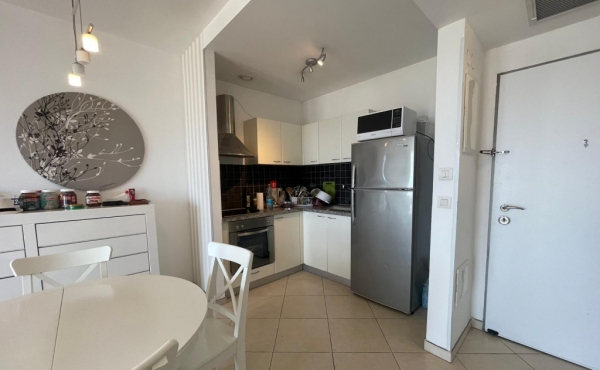 Neve Tsedek area 2 rooms 53m2 Balcony Pool Gym Sauna Doorman Apartment for sale in Tel Aviv