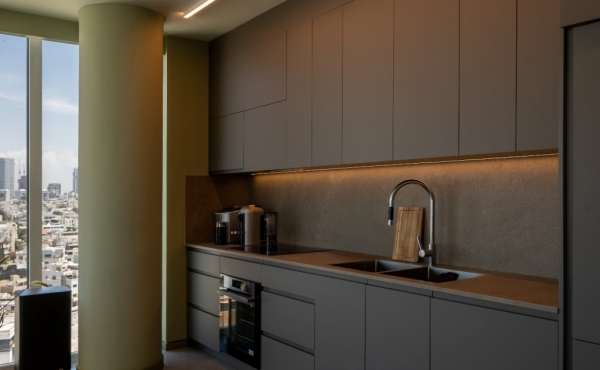 Hayarkon area 3 rooms 96m2 Balcony 20m2 Sea view Parking Apartment for sale in Tel Aviv