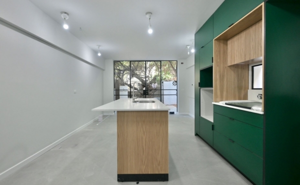 Bograshov area 2 rooms 50m2 renovated Apartment for sale in Tel Aviv