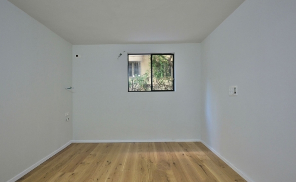 Bograshov area 2 rooms 50m2 renovated Apartment for sale in Tel Aviv