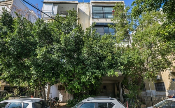 Bograshov area 2 rooms 50m2 renovated Apartment for sale in Tel Aviv