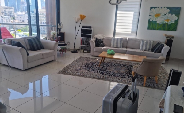 Florentine area 4 rooms 130m2 Balcony 20m2 Sea view Parking Apartment for sale in Tel Aviv