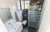 Rothschild area 4 rooms 84m2 Terrace 10m2 High ceillings Lift Apartment for sale in Tel Aviv