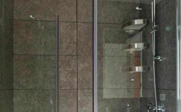 Neve Tsedek area 2 rooms 53m2 Balcony Lift Parking Apartment for rent in Tel Aviv