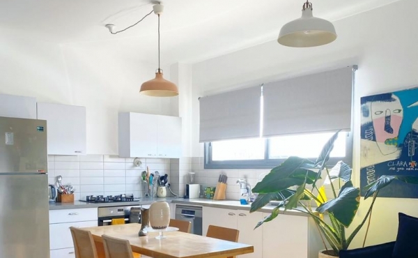 Florentine 3 rooms 74m2 Balcony 14m2 Lift Parking Gym Apartment for rent in Tel Aviv