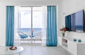 Trumpeldor Mini penthouse 3 rooms 85m2 Terrace 10m2 Sea view Parking Doorman Apartment for sale in Tel Aviv