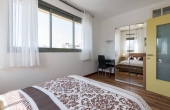 Spacious 3-Bedroom Penthouse in Kerem Hatemanim with Terrace Apartment for rent in Tel Aviv
