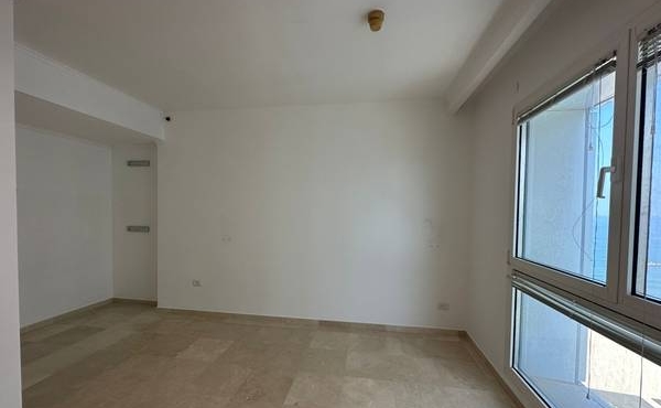 Opera Tower 3 rooms 161sqm Balcony 27sqm Beachfront Parking Apartment for rent  in Tel Aviv