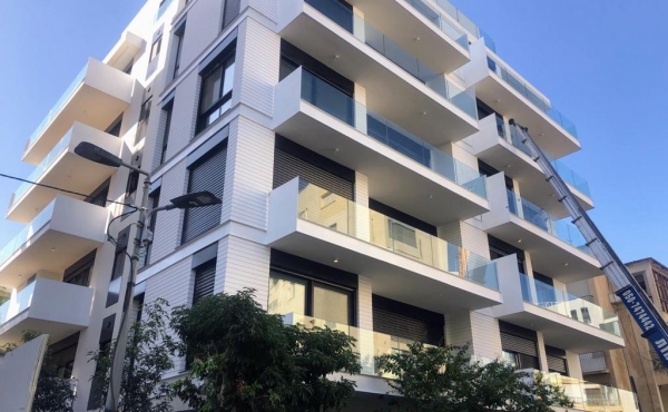 Modigliani street in Tel Aviv Apartment for rent 82m2 Terrace Parking