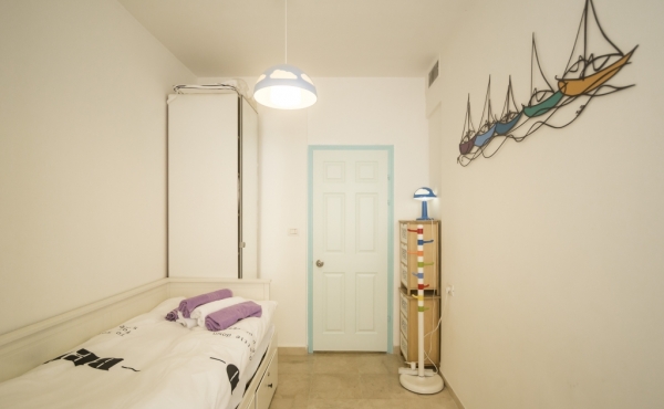 Hilton Beach 3R Close to the sea 